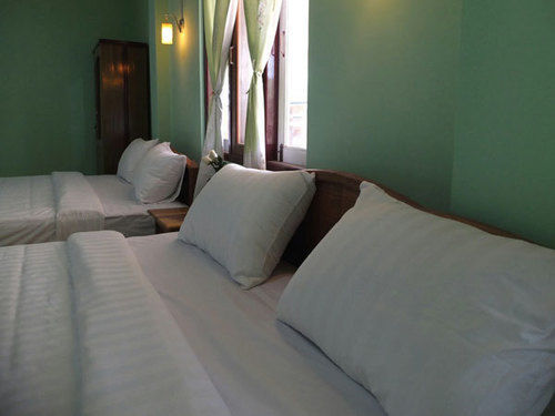 Hotel Railroad